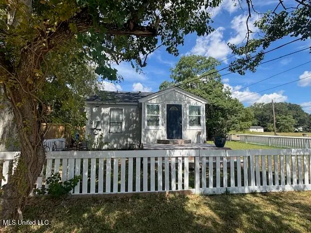 $99,900 | 1917 Wilson Avenue, Pascagoula, MS 39567