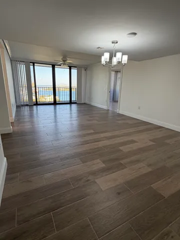 $3,400 | 5600 North Flagler Drive, Unit 1807, West Palm Beach, FL 33407