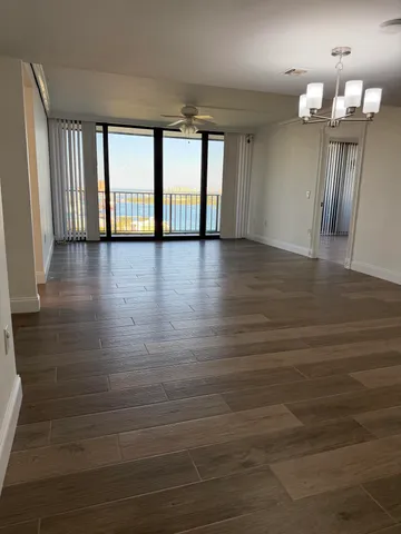 $3,400 | 5600 North Flagler Drive, Unit 1807, West Palm Beach, FL 33407