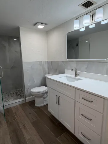 $3,400 | 5600 North Flagler Drive, Unit 1807, West Palm Beach, FL 33407