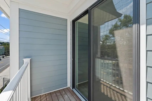 $5,900,000 | 260 Elm Street, Everett, MA 02149