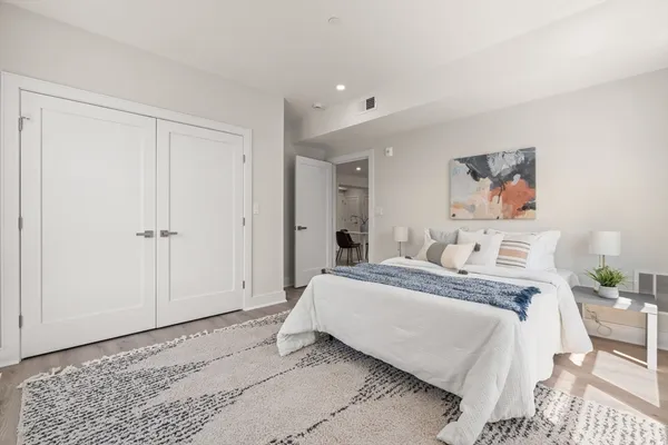 $5,900,000 | 260 Elm Street, Everett, MA 02149