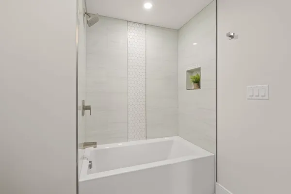 $5,900,000 | 260 Elm Street, Everett, MA 02149