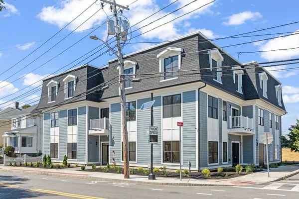 $5,900,000 | 260 Elm Street, Everett, MA 02149