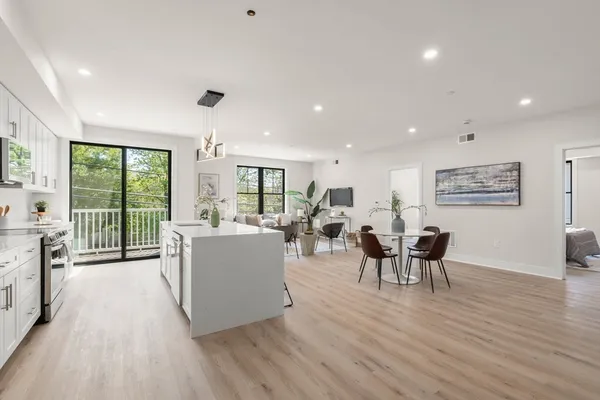 $5,900,000 | 260 Elm Street, Everett, MA 02149