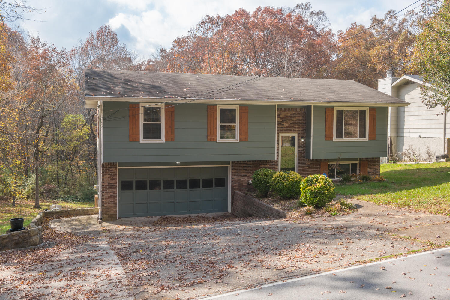 1484 Bowman Road Hixson, TN 37343 - Photo 3 of 24 1484_Bowman_Rd_04