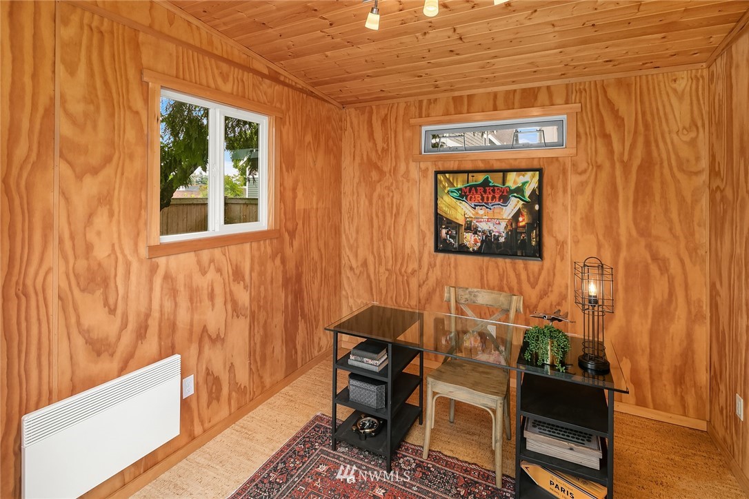 915 North 75th Street Seattle, WA 98103 - Photo 11 of 31 Gallery Image 11