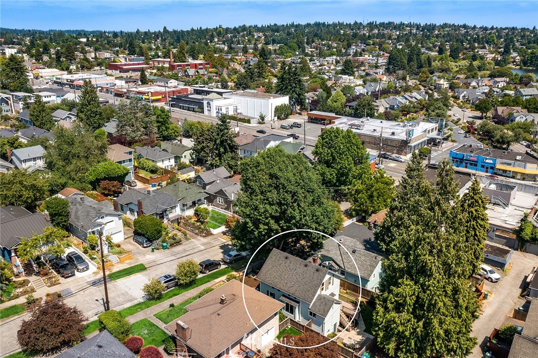 915 North 75th Street Seattle, WA 98103 - Photo 28 of 31 Gallery Image 28