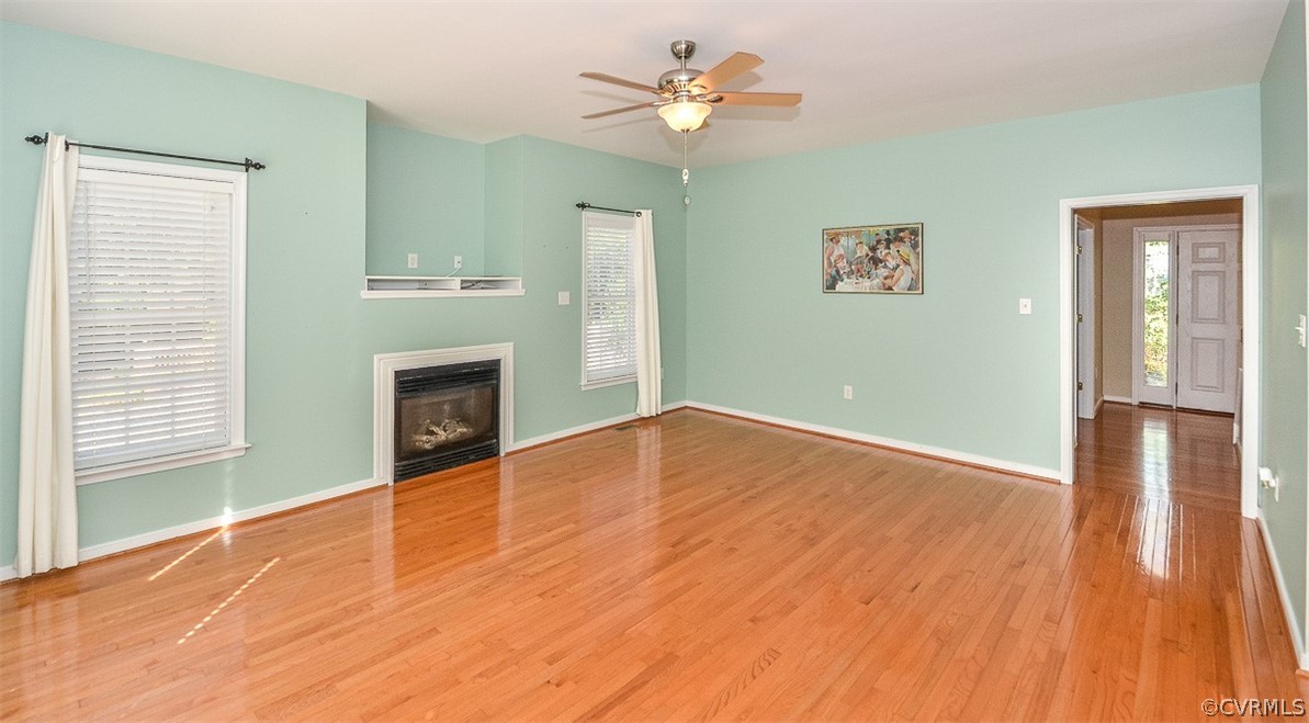 12455 Hanover Courthouse Road Hanover, VA 23069 - Photo 5 of 50 Living Room with gas fireplace. Leads to the back