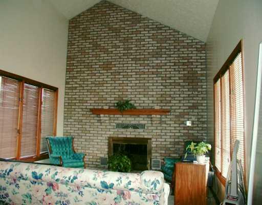 274 Wotring Road Washington, PA 15301 - Photo 2 of 7