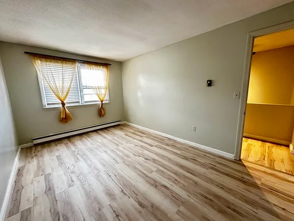$1,950 | 540 Granby Road, Unit 98, South Hadley, MA 01075