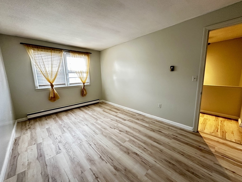 540 Granby Road, Unit 98 South Hadley, MA 01075 - Photo 15 of 26