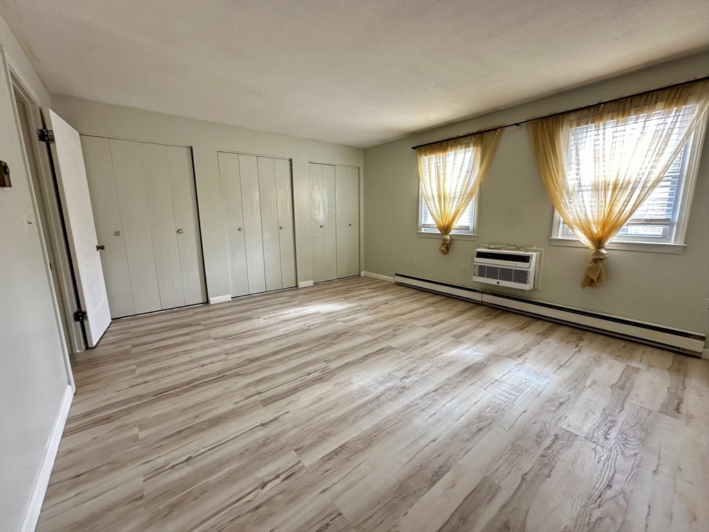 540 Granby Road, Unit 98 South Hadley, MA 01075 - Photo 18 of 26