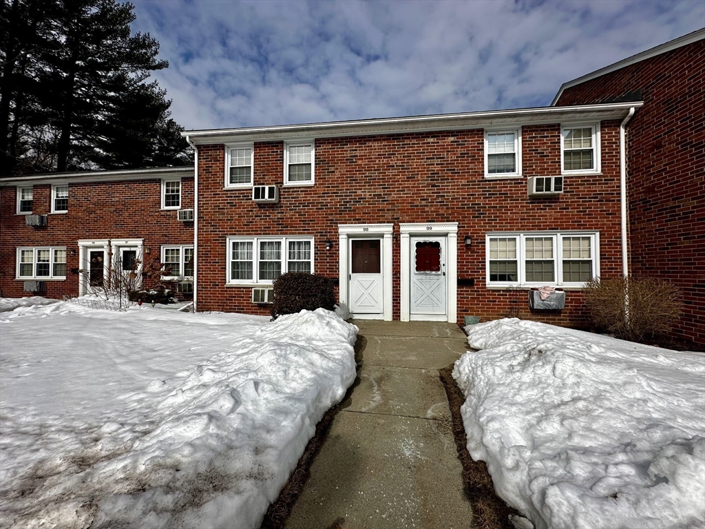 540 Granby Road, Unit 98 South Hadley, MA 01075 - Photo 2 of 26