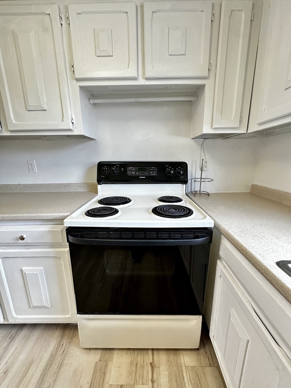 540 Granby Road, Unit 98 South Hadley, MA 01075 - Photo 6 of 26