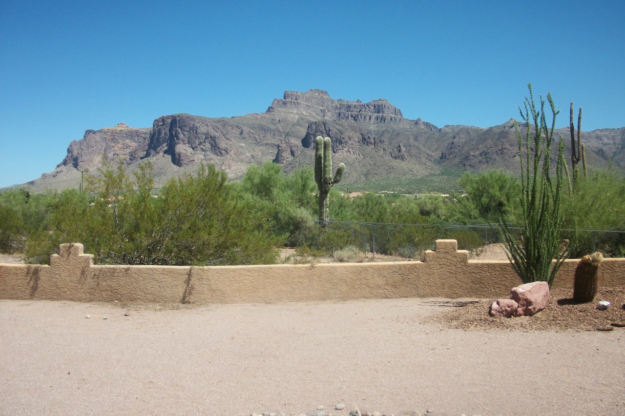 621 South Moon Road Apache Junction, AZ 85119 - Photo 17 of 17 17