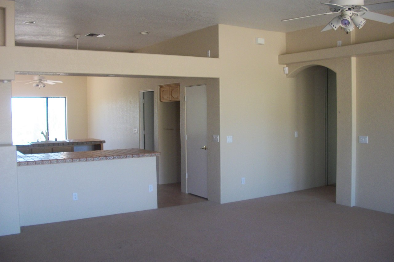 621 South Moon Road Apache Junction, AZ 85119 - Photo 7 of 17 7