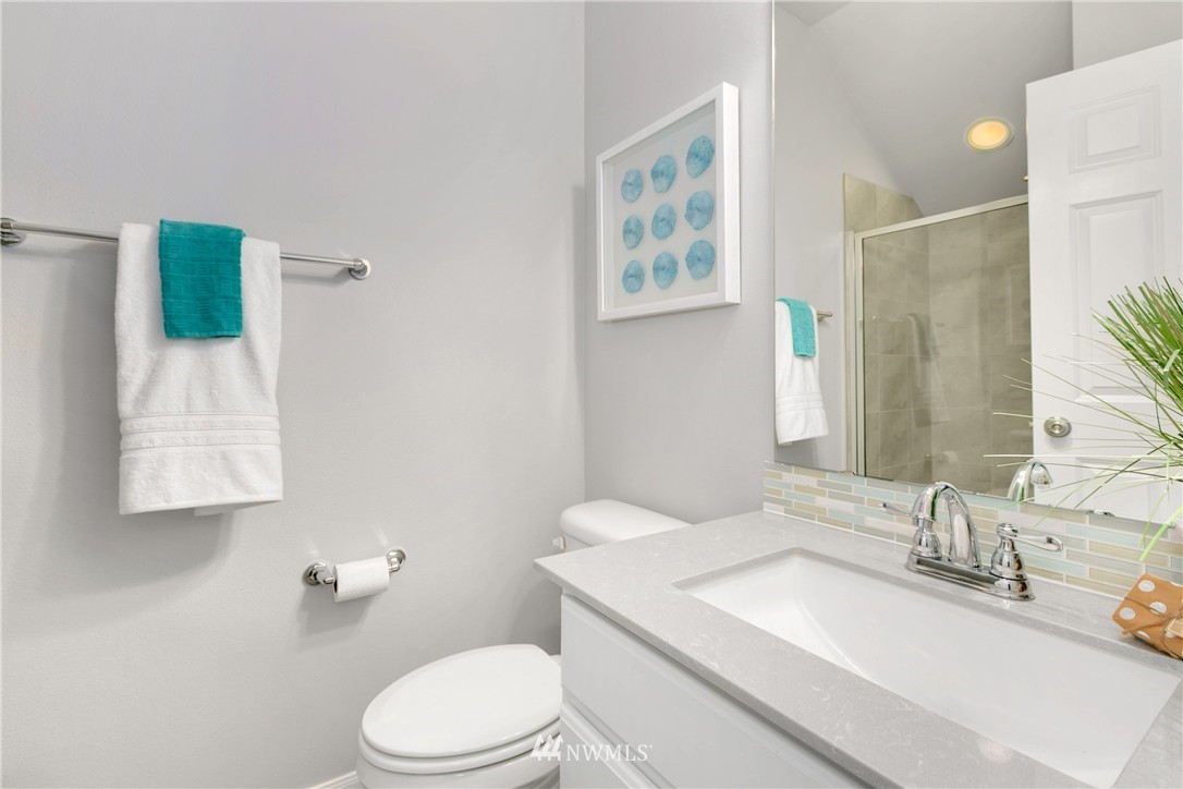 17901 38th Drive Southeast Bothell, WA 98012 - Photo 11 of 21 Gallery Image 11
