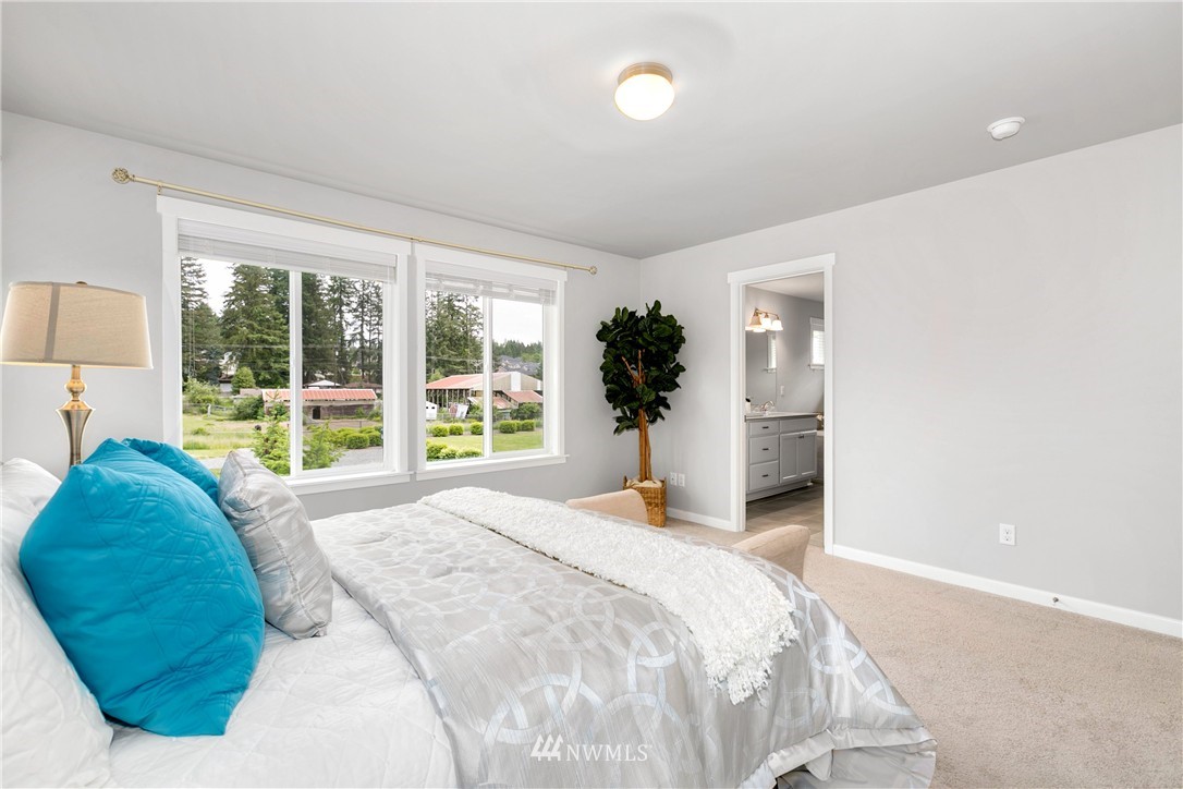 17901 38th Drive Southeast Bothell, WA 98012 - Photo 15 of 21 Gallery Image 15