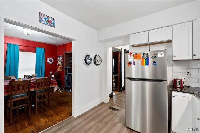 $1,700 | 945 Oak Street, Syracuse, NY 13203