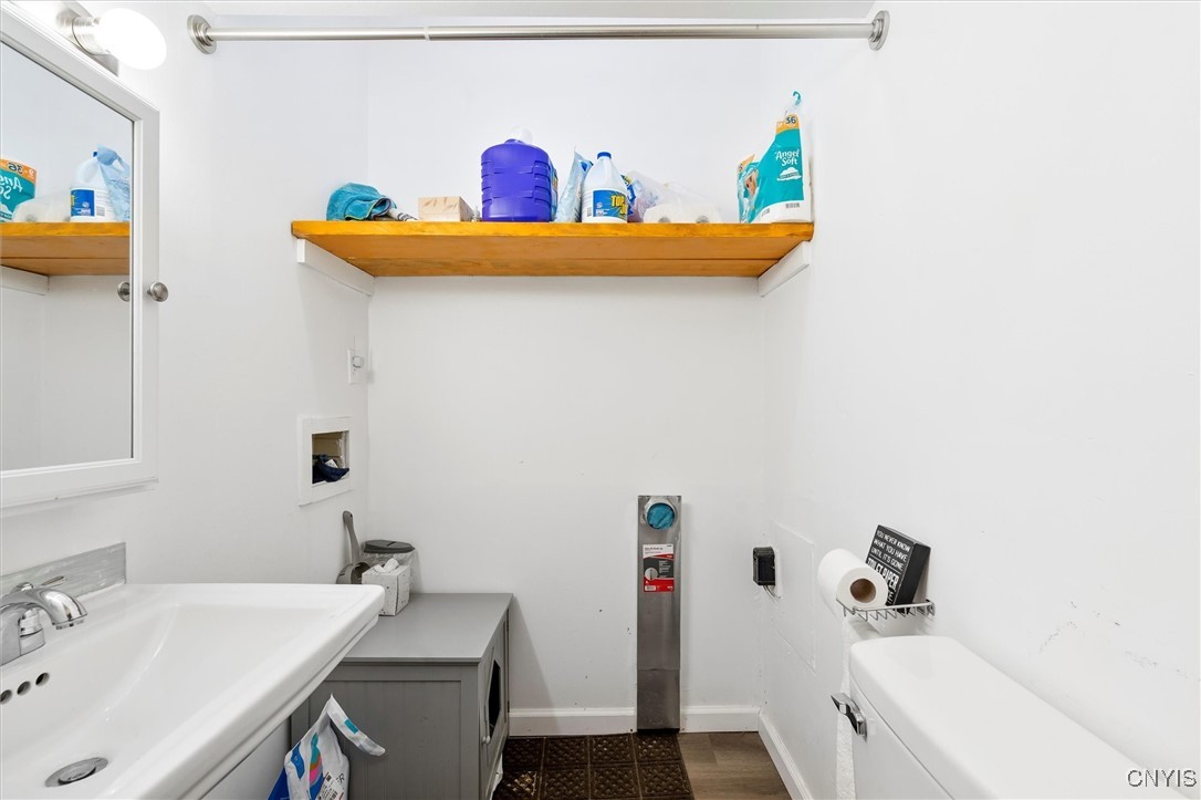 945 Oak Street Syracuse, NY 13203 - Photo 13 of 24