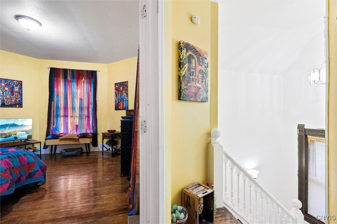 945 Oak Street Syracuse, NY 13203 - Photo 15 of 24