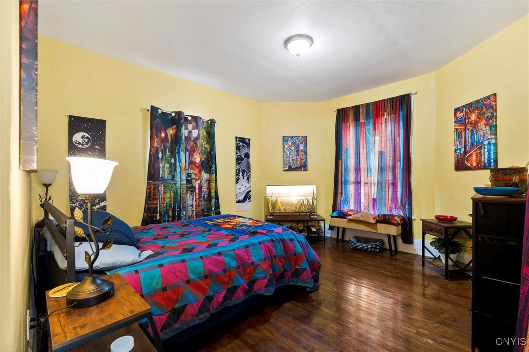 945 Oak Street Syracuse, NY 13203 - Photo 17 of 24