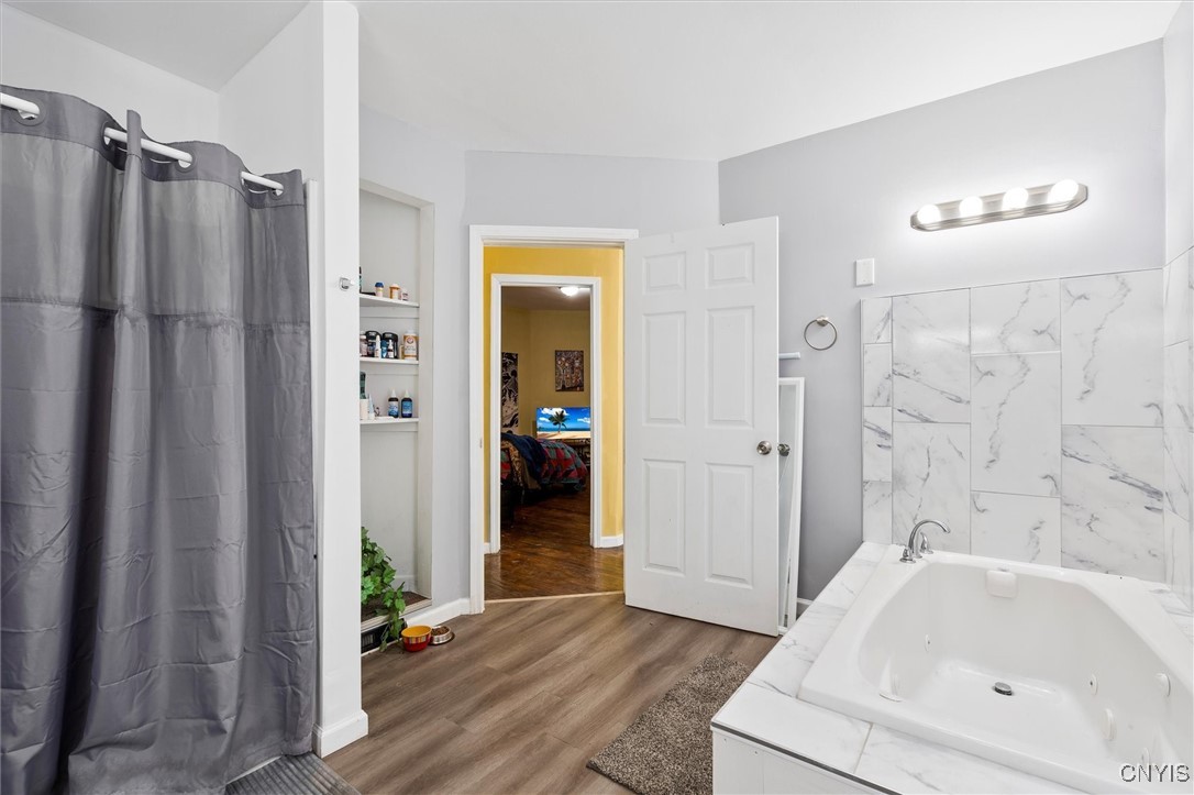 945 Oak Street Syracuse, NY 13203 - Photo 20 of 24