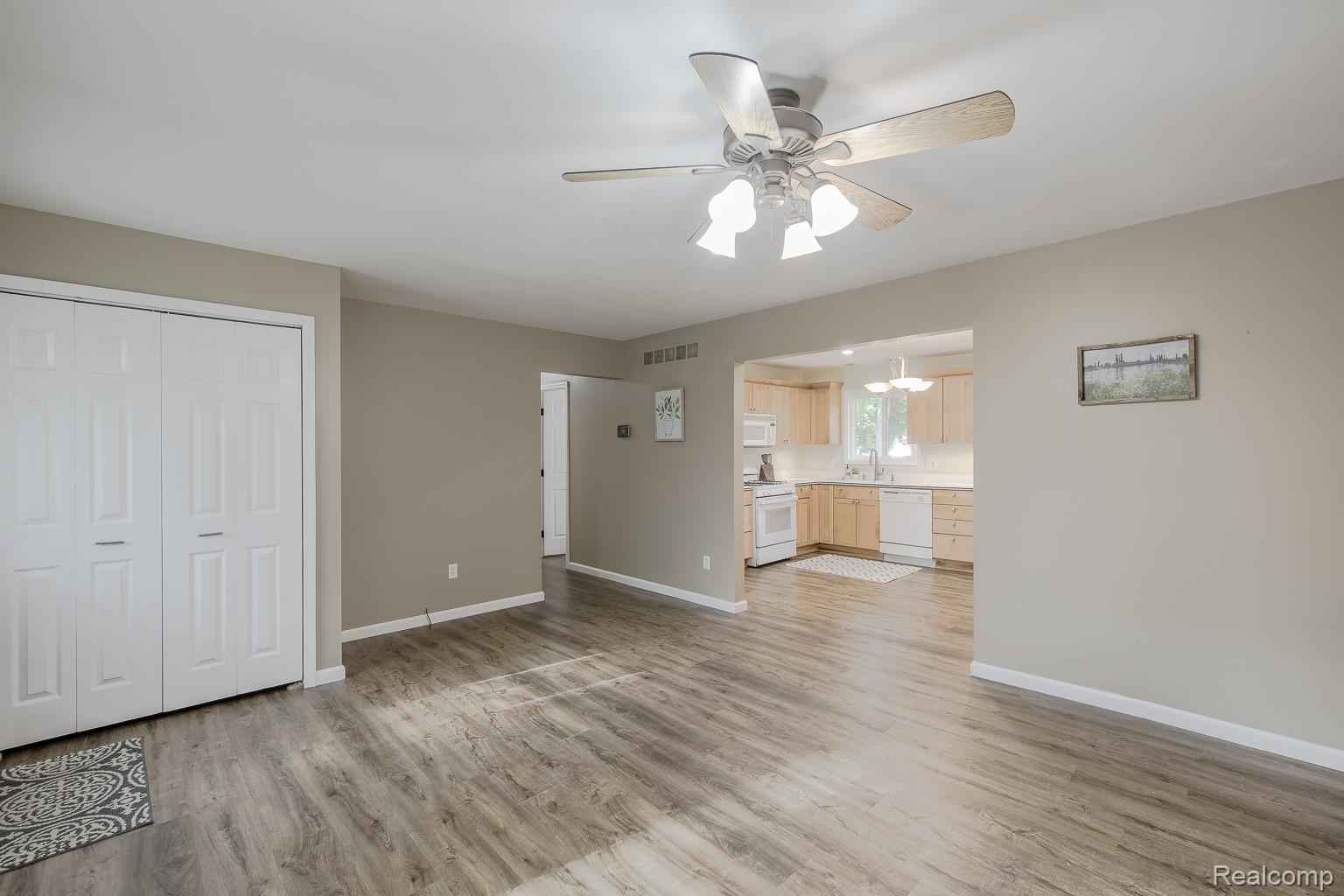 1665 Rosedale Street West Bloomfield, MI 48324 - Photo 9 of 41 Large coat closet