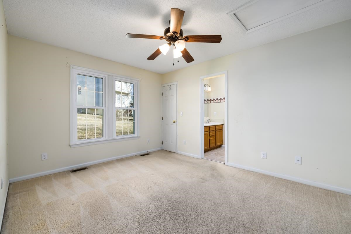 2104 Havering Place Raleigh, NC 27604 - Photo 9 of 14 Photo 9
