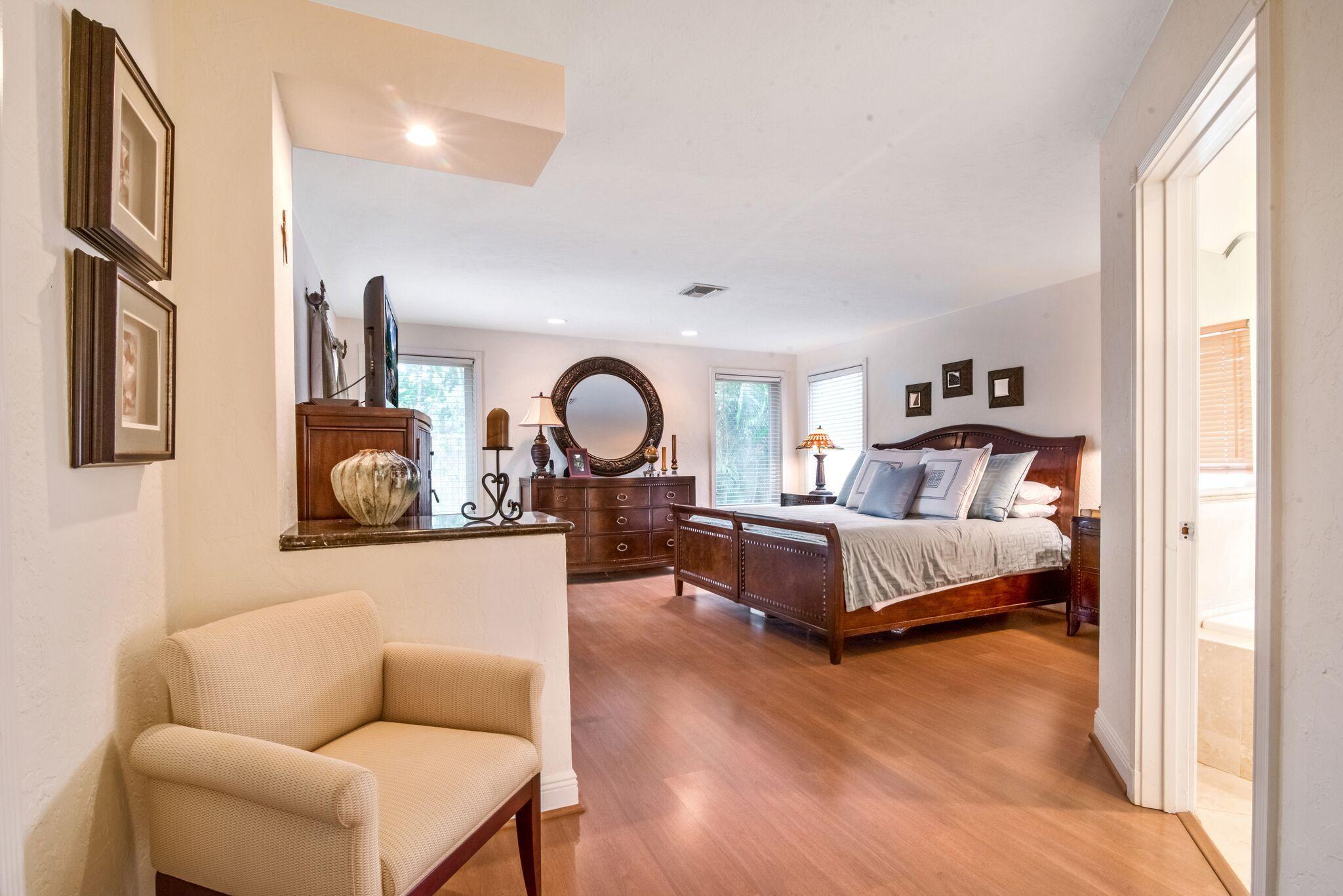 730 Southwest 2nd Street Boca Raton, FL 33486 - Photo 13 of 34 pxUqlXsQ