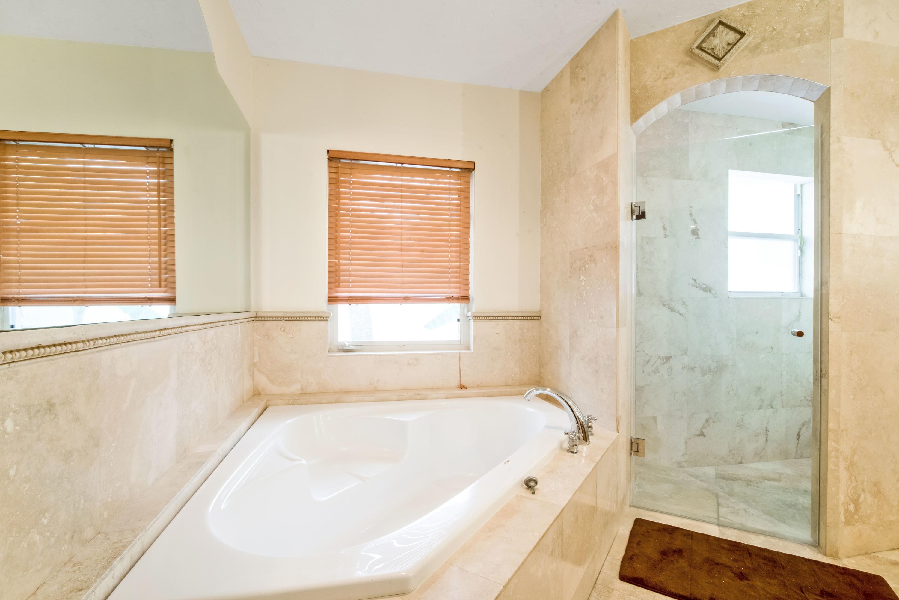 730 Southwest 2nd Street Boca Raton, FL 33486 - Photo 16 of 34 ijPE36Gs