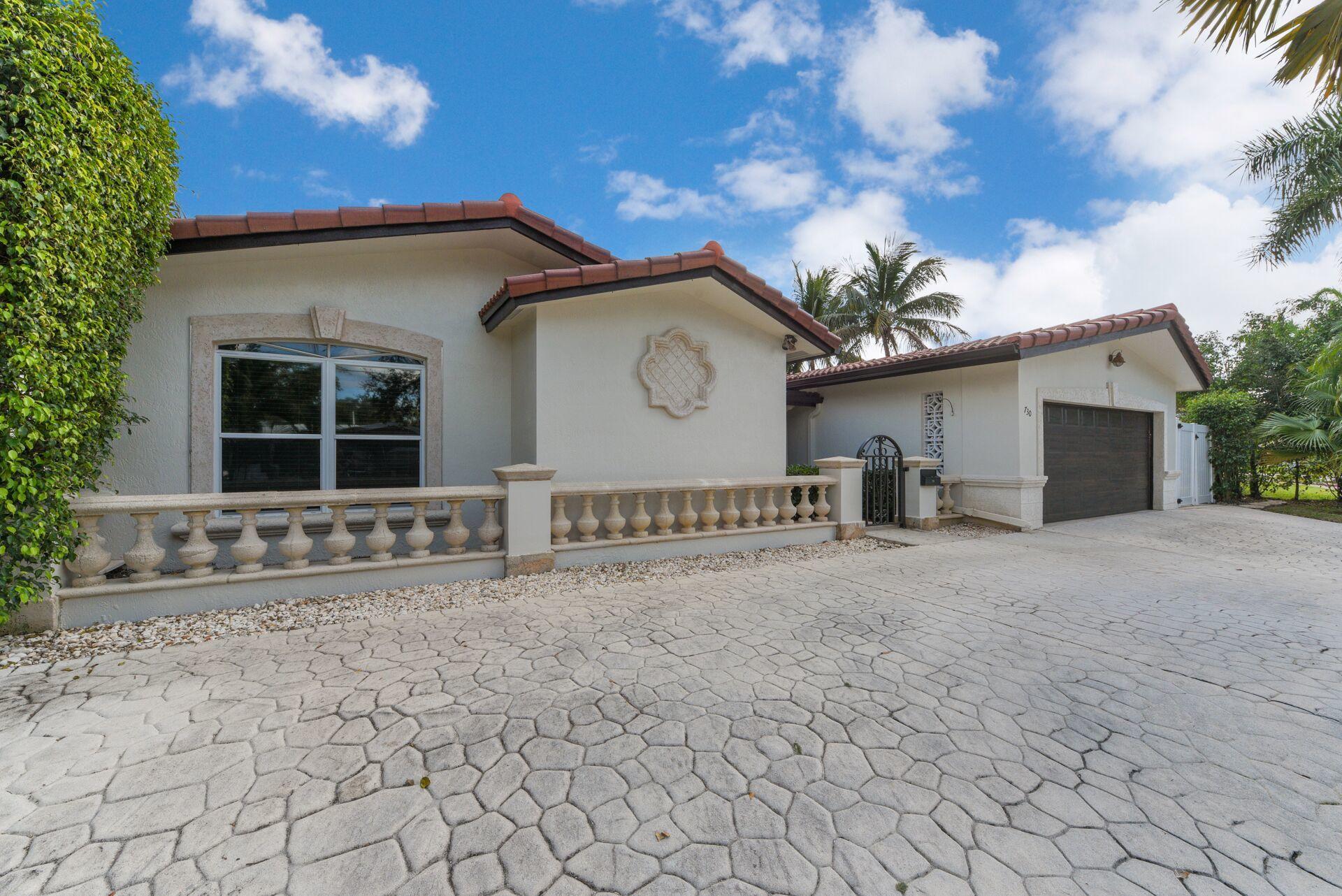 730 Southwest 2nd Street Boca Raton, FL 33486 - Photo 3 of 34 3