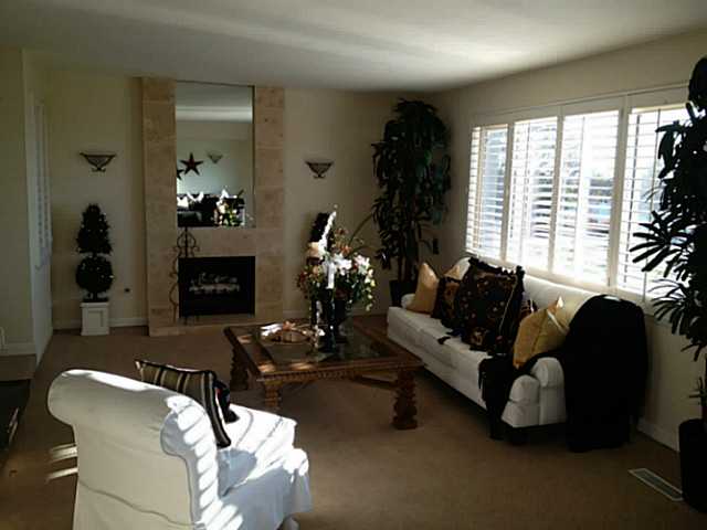 1714 Burgundy Road Encinitas, CA 92024 - Photo 8 of 17