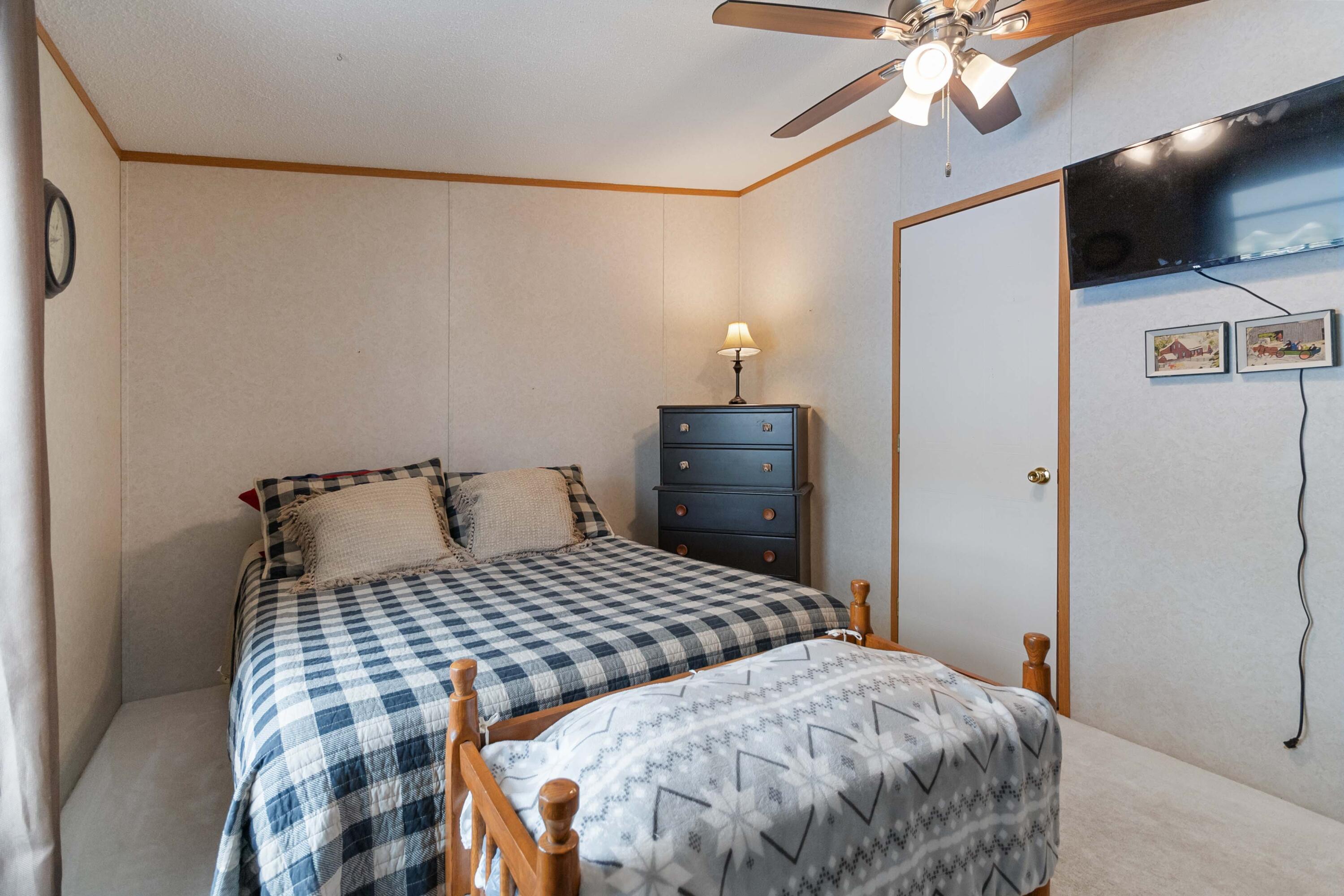 4031 Aderholt Road Bronston, KY 42518 - Photo 37 of 61 029