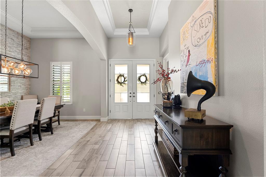 1404 Hamlin Ridge Avenue Brandon, FL 33511 - Photo 7 of 74 Gallery Image 7