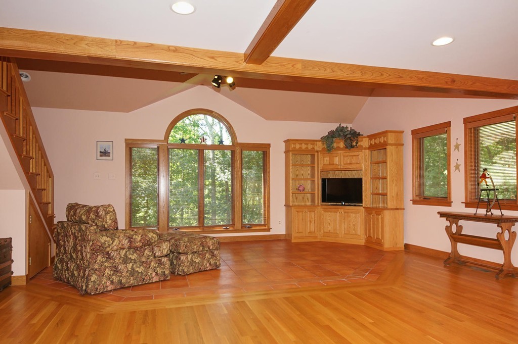 19 Riley Road Northborough, MA 01532 - Photo 14 of 29 Gallery Image 14