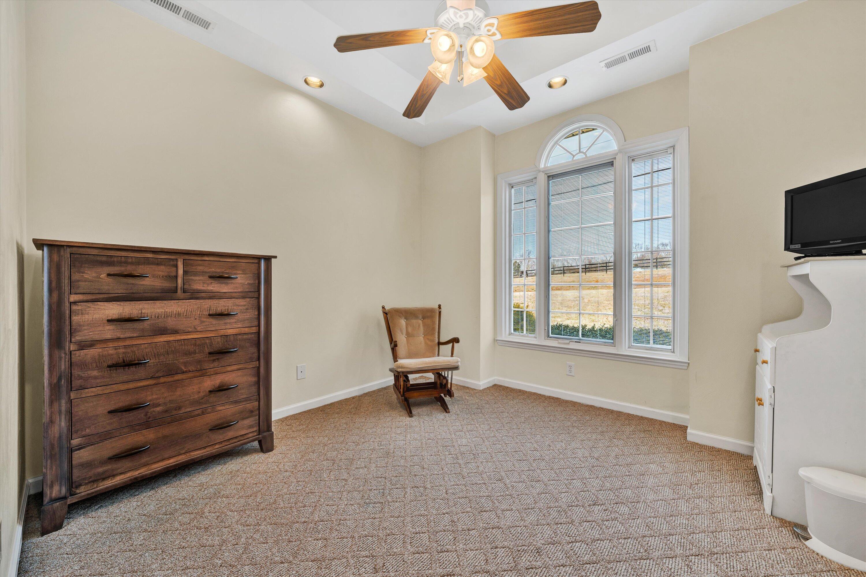 20 Stripers Landing Road Moneta, VA 24121 - Photo 24 of 33 24-022220240008