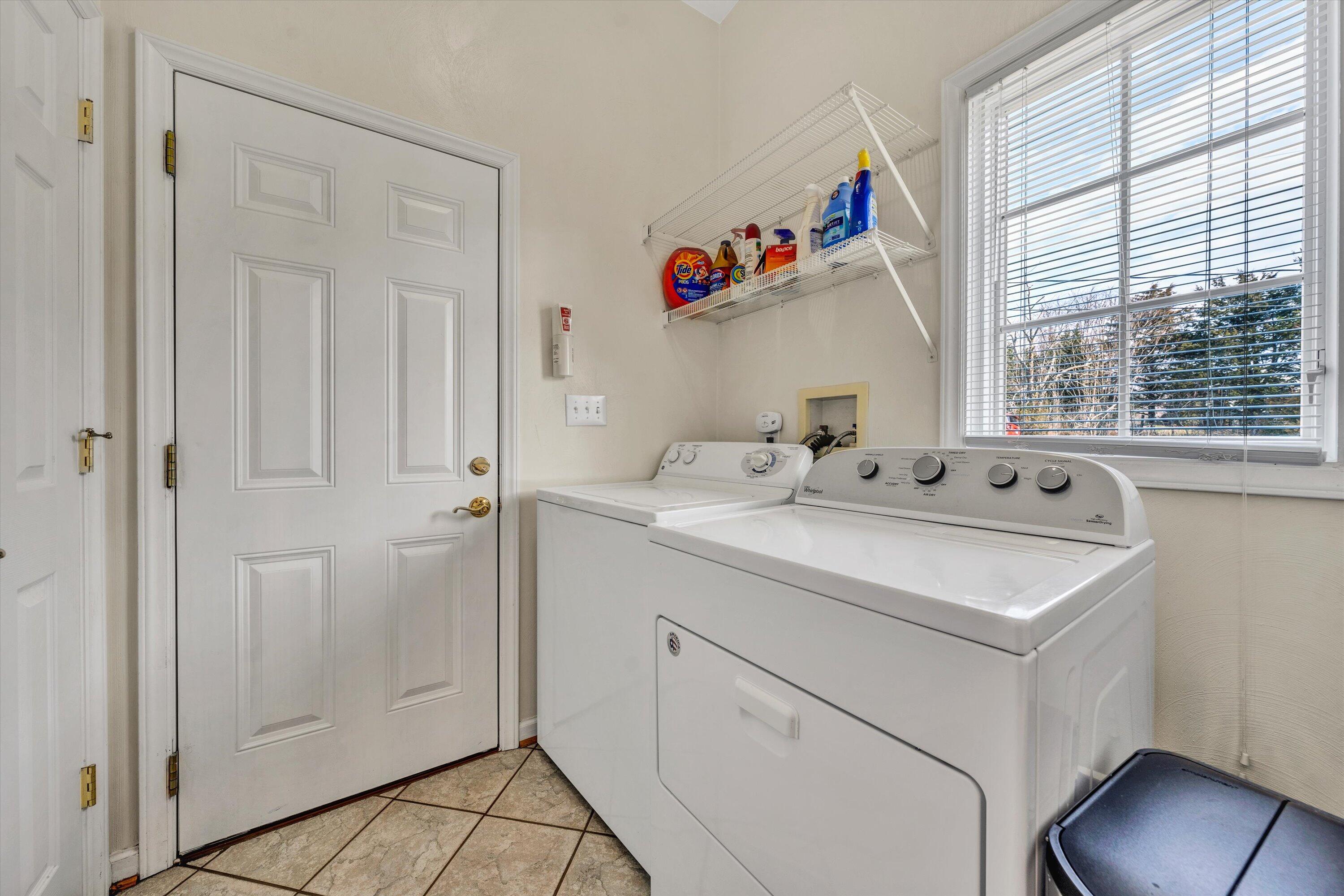 20 Stripers Landing Road Moneta, VA 24121 - Photo 27 of 33 27-022220240021
