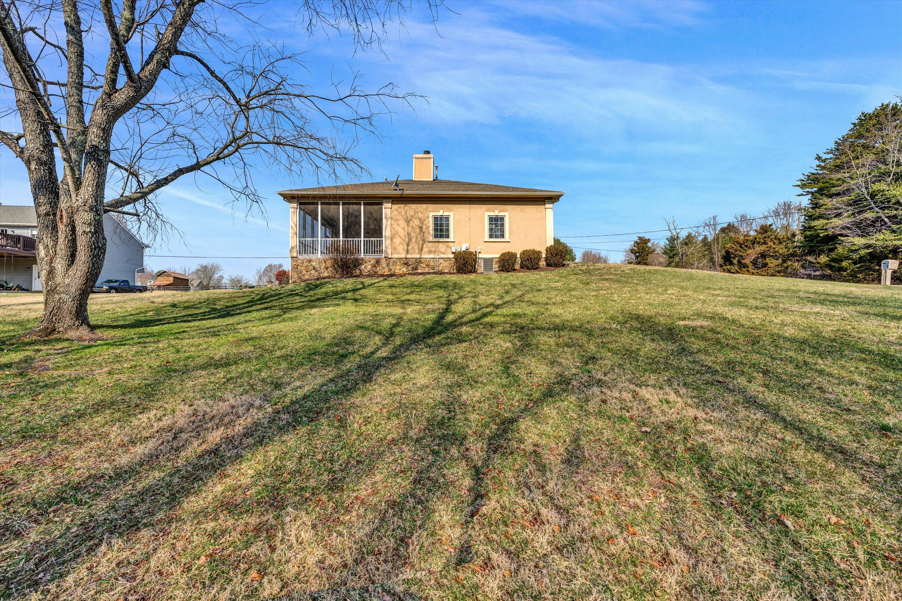 20 Stripers Landing Road Moneta, VA 24121 - Photo 31 of 33 31-022220240028
