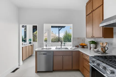 $895,000 | 177 Anderson Street, San Francisco, CA 94110