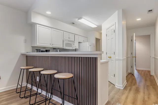 $332,800 | 504 Pinehurst Lane, Unit 18H, Pawleys Island, SC 29585