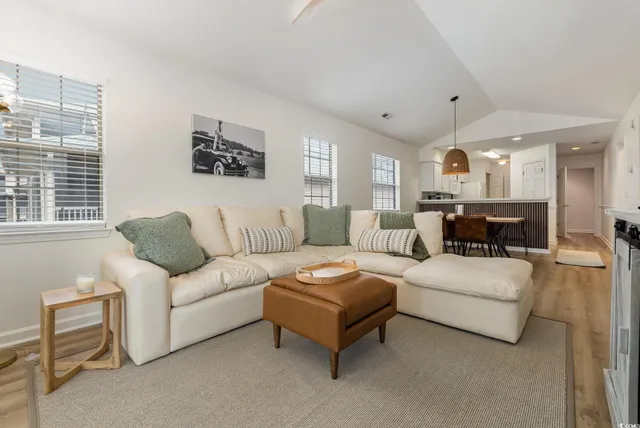 $332,800 | 504 Pinehurst Lane, Unit 18H, Pawleys Island, SC 29585