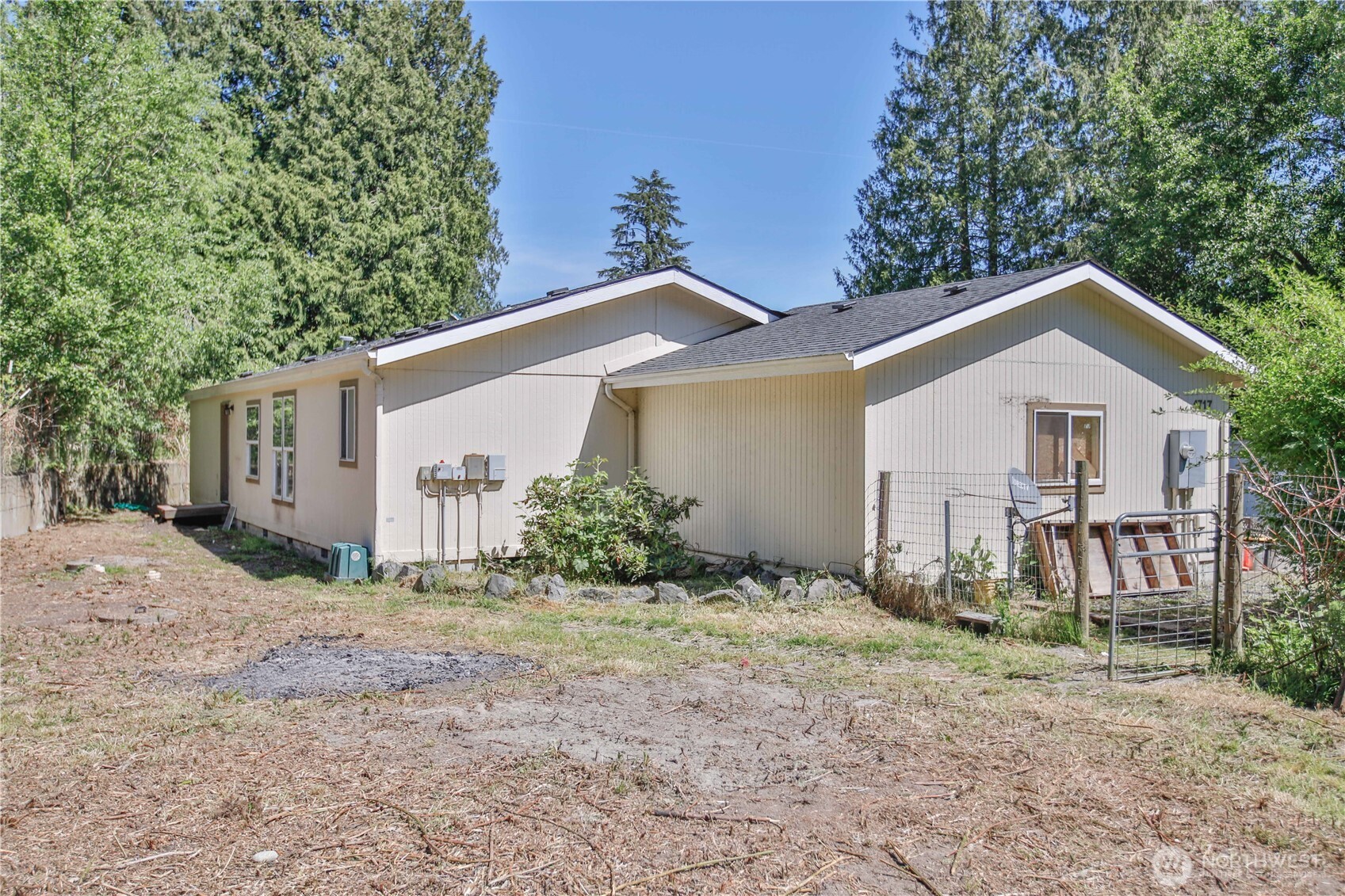 4717 Hansen Drive Clinton, WA 98236 - Photo 21 of 24