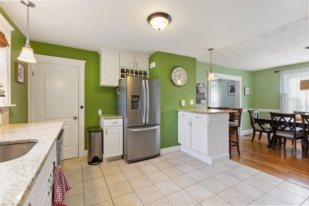 91 Ferncroft Road Milton, MA 02186 - Photo 11 of 29 Gallery Image 11