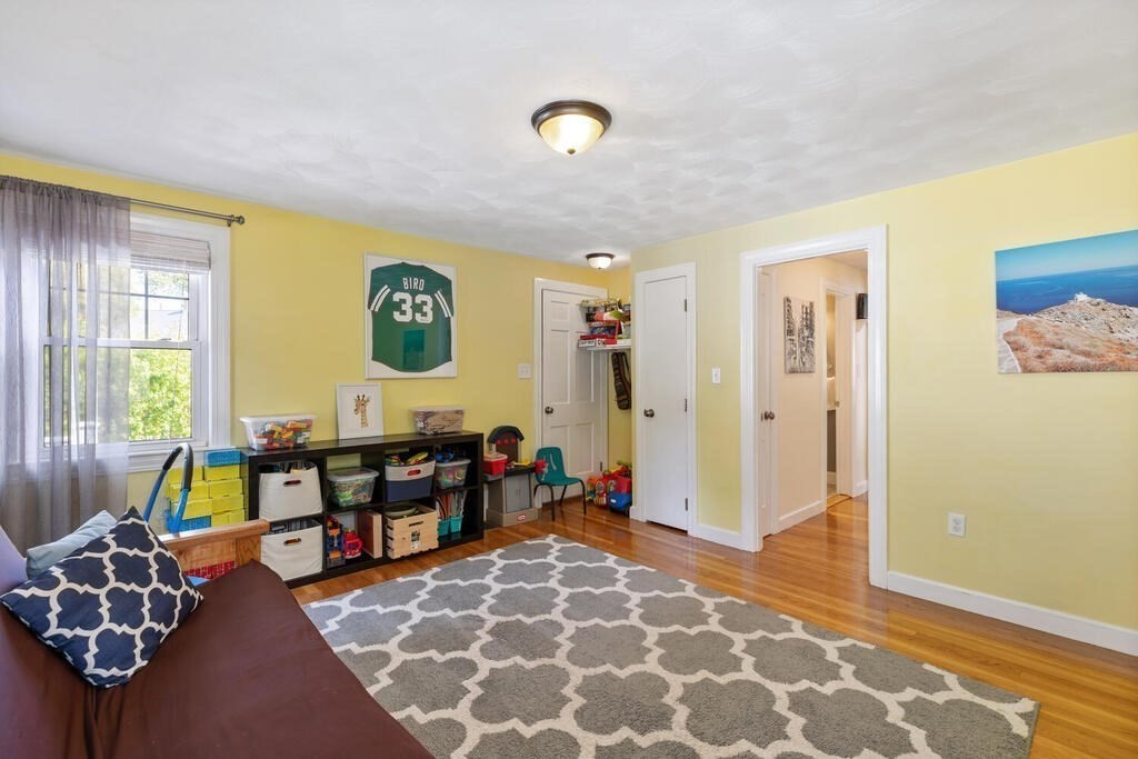 91 Ferncroft Road Milton, MA 02186 - Photo 15 of 29 Gallery Image 15