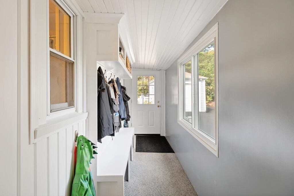 91 Ferncroft Road Milton, MA 02186 - Photo 16 of 29 Gallery Image 16