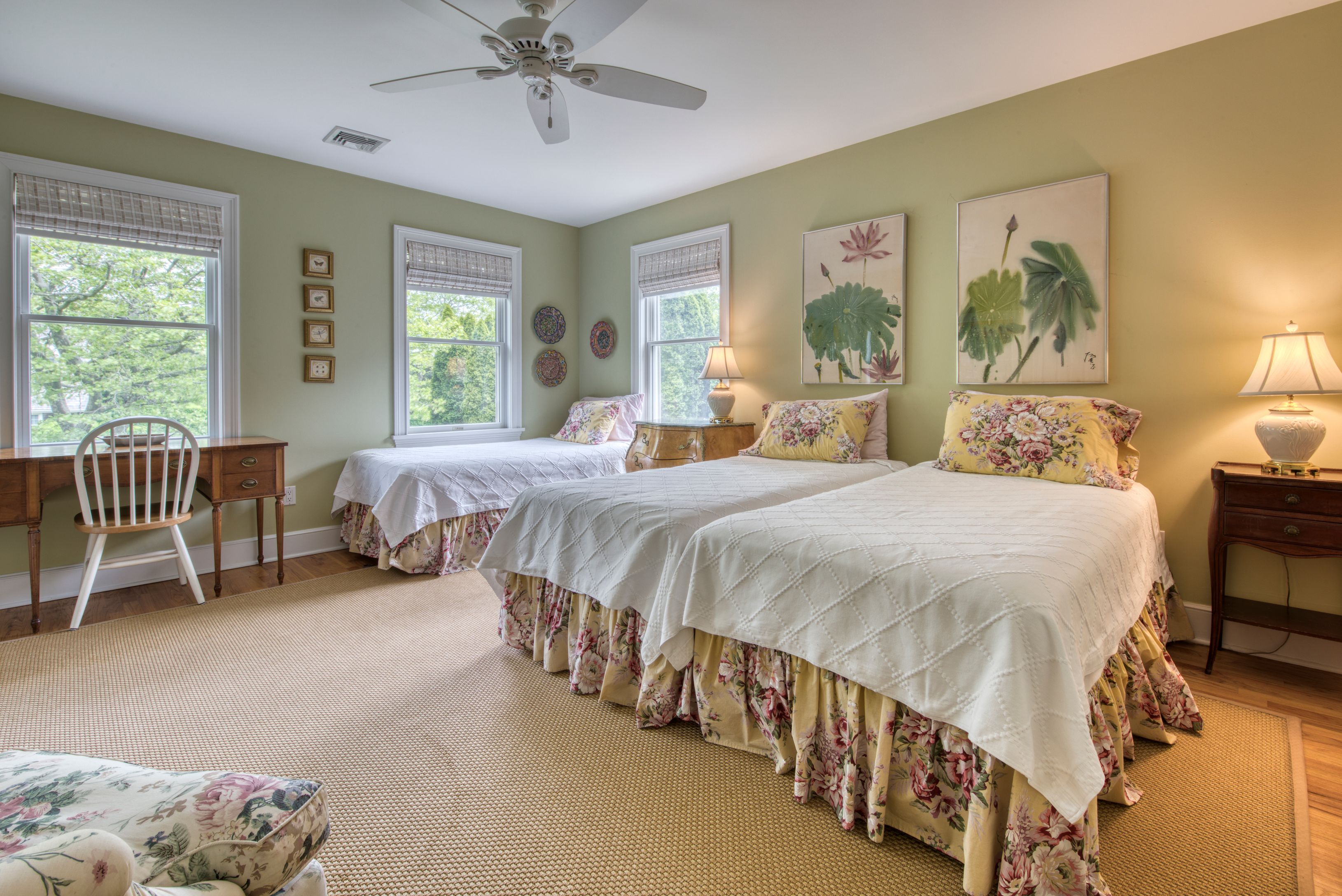 144 Coopers Farm Road Southampton, NY 11968 - Photo 12 of 17