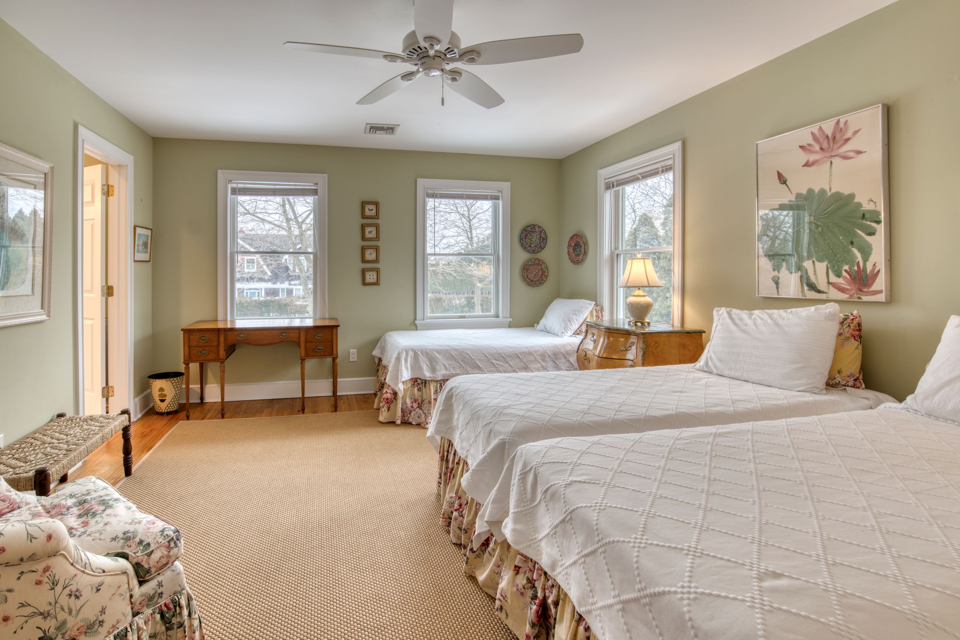 144 Coopers Farm Road Southampton, NY 11968 - Photo 13 of 17