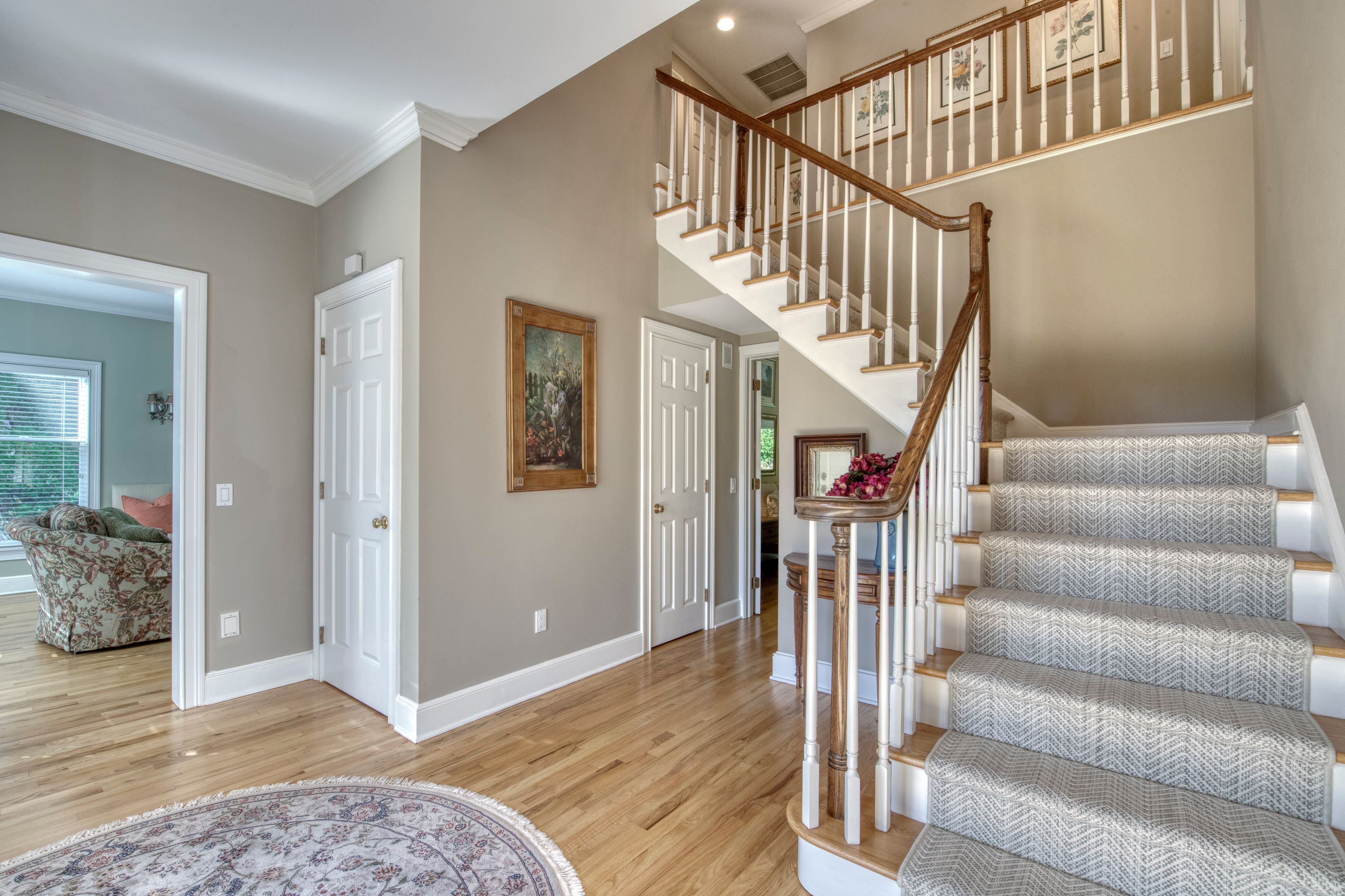 144 Coopers Farm Road Southampton, NY 11968 - Photo 3 of 17